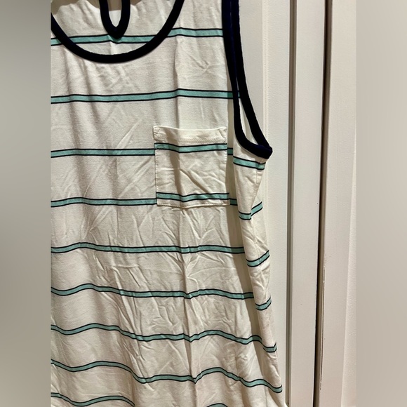 Tank top - Picture 2 of 7